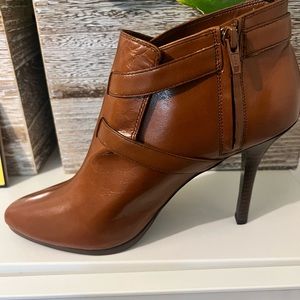 Ralph Lauren ankle bootie leather